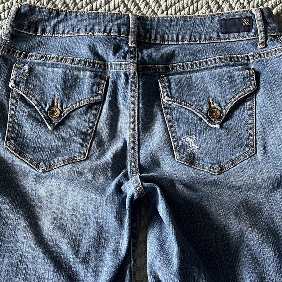 Simply Vera Wang Jeans - Picture 4 of 11